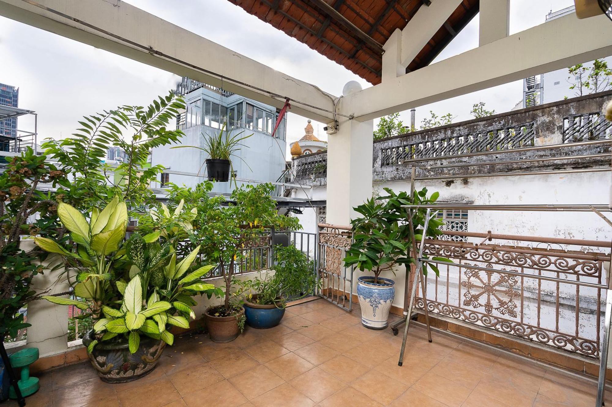 A Little Saigon Hotel - Bui Vien Walking Street Ho Chi Minh City Exterior photo